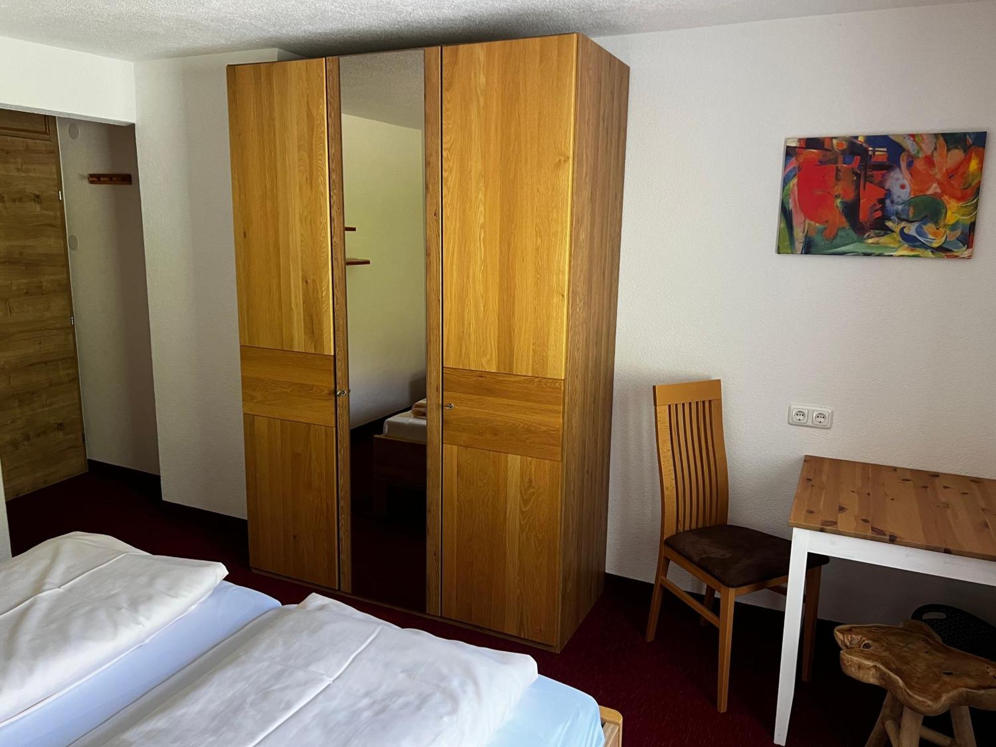Haus Steissbach Apartamento Sankt Anton am Arlberg Exterior foto