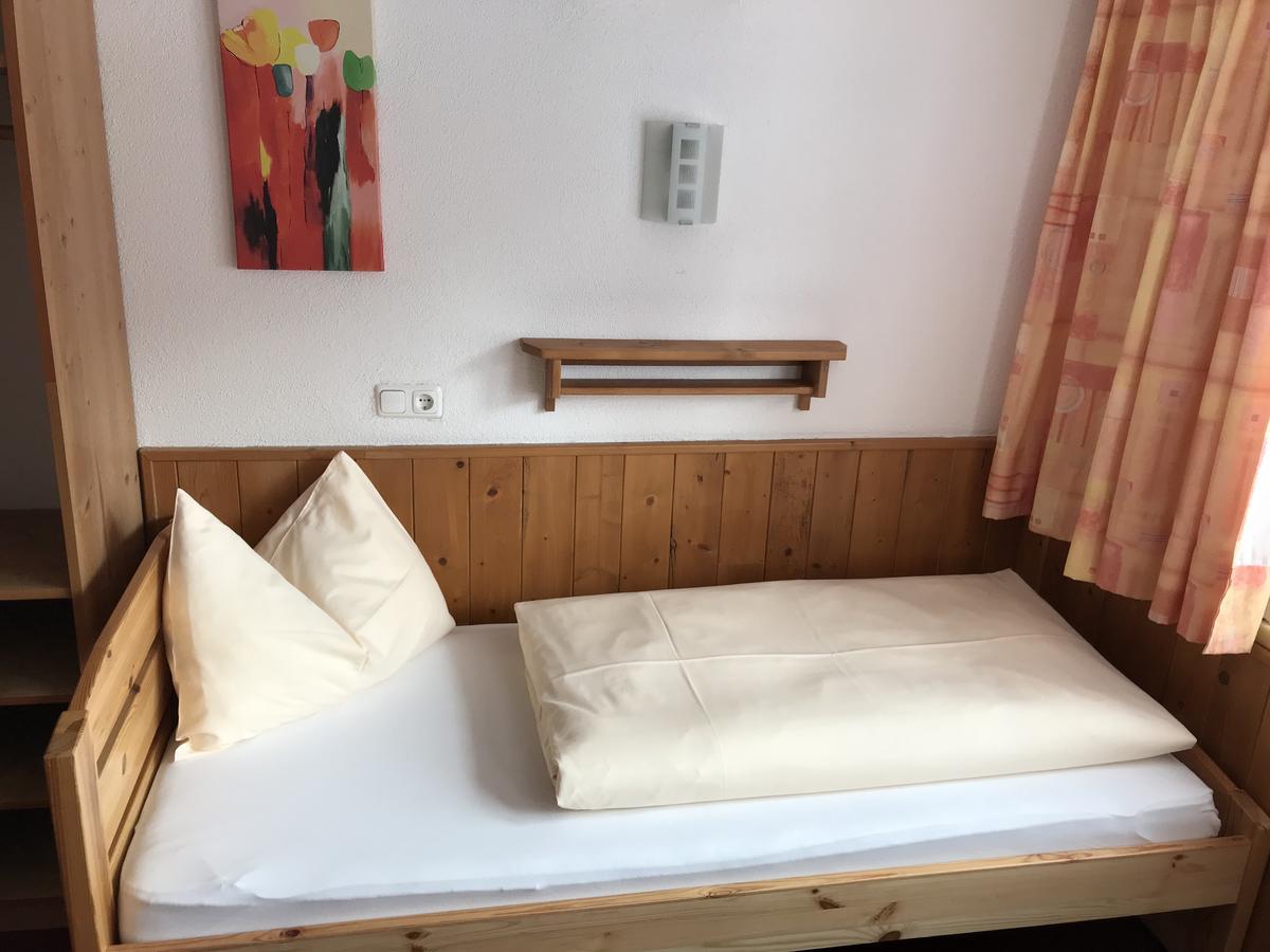 Haus Steissbach Apartamento Sankt Anton am Arlberg Exterior foto