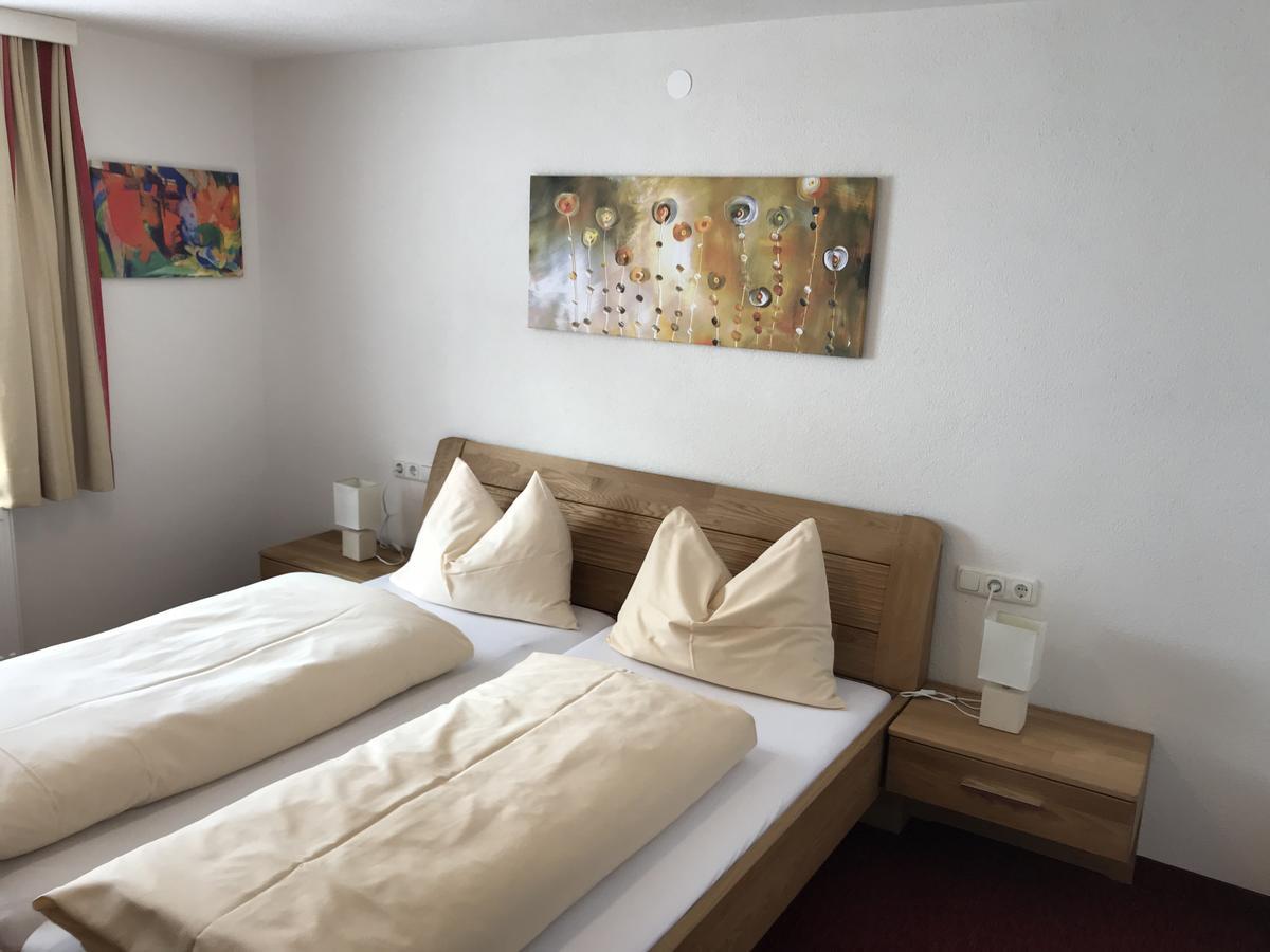 Haus Steissbach Apartamento Sankt Anton am Arlberg Exterior foto